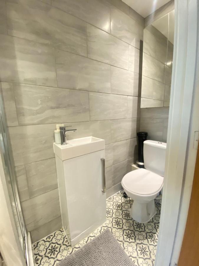 Cozy En-Suite Near Stratford London Exterior photo