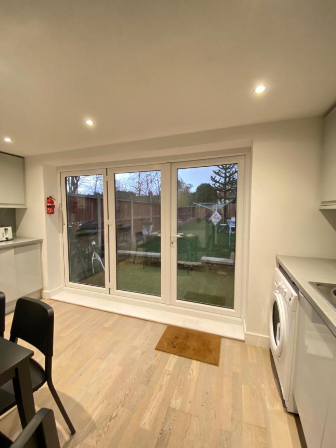 Cozy En-Suite Near Stratford London Exterior photo