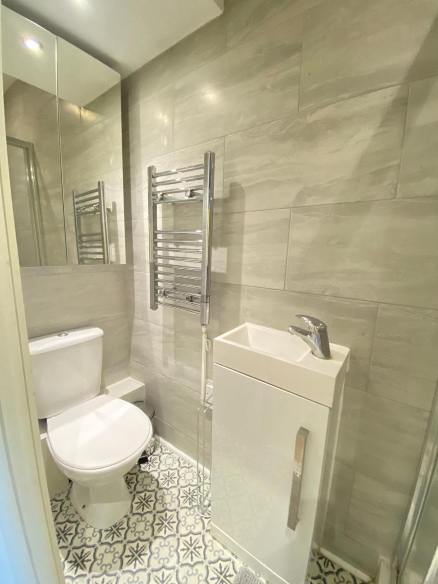 Cozy En-Suite Near Stratford London Exterior photo